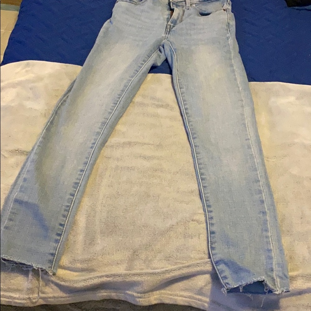 High waisted jeans